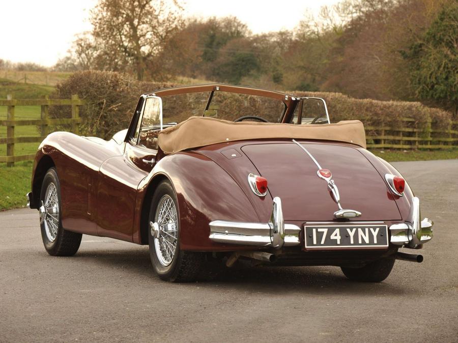  Jaguar XK140 Drophead Coupe 1954 года  (UK) (фото 7 из 9)
